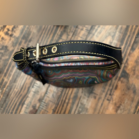 Dooney & Bourke Graffiti Scribble Bag - Picture 5 of 14